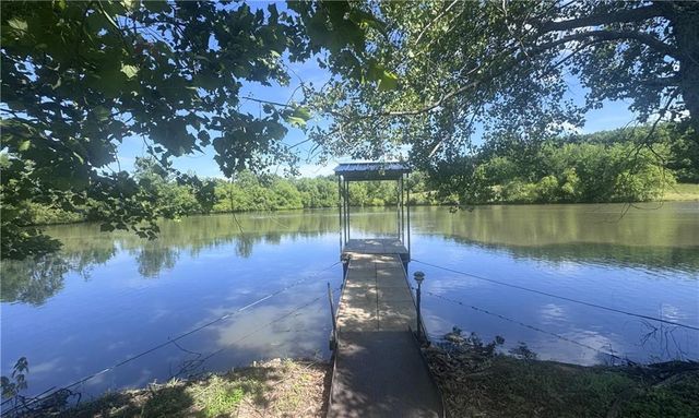 7000 S Buckner Tarsney Road, Oak Grove, MO 64075