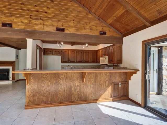 7000 S Buckner Tarsney Road, Oak Grove, MO 64075