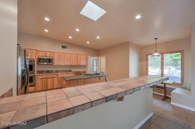 4931 N Hidden Valley, Tucson, AZ 85750