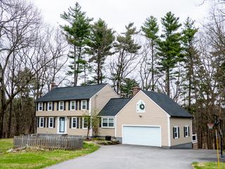 6 Hubbard Hill Road, Derry, NH 03038