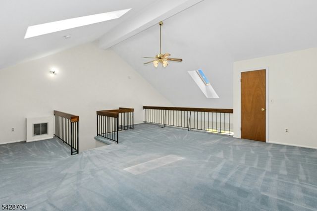 12 Harwich Ct, Scotch Plains Twp., NJ 07076