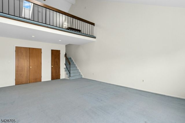 12 Harwich Ct, Scotch Plains Twp., NJ 07076