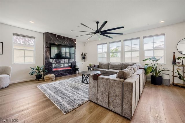 3494 Brezine Avenue, Henderson, NV 89044