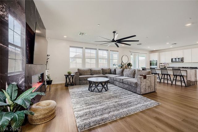 3494 Brezine Avenue, Henderson, NV 89044