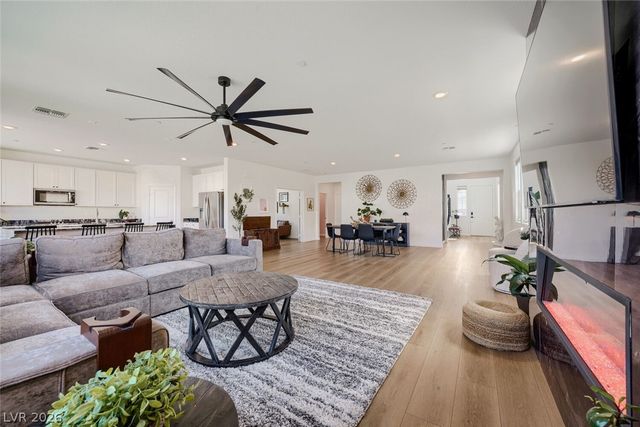 3494 Brezine Avenue, Henderson, NV 89044