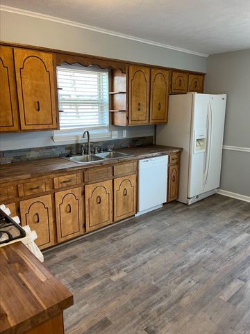 208 Elwood Dr, Sherwood, AR 72120