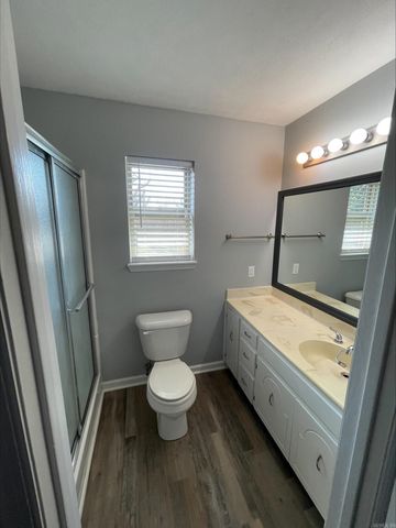 208 Elwood Dr, Sherwood, AR 72120