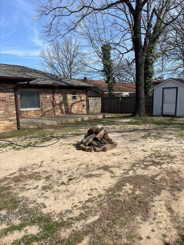 208 Elwood Dr, Sherwood, AR 72120