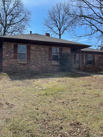 208 Elwood Dr, Sherwood, AR 72120