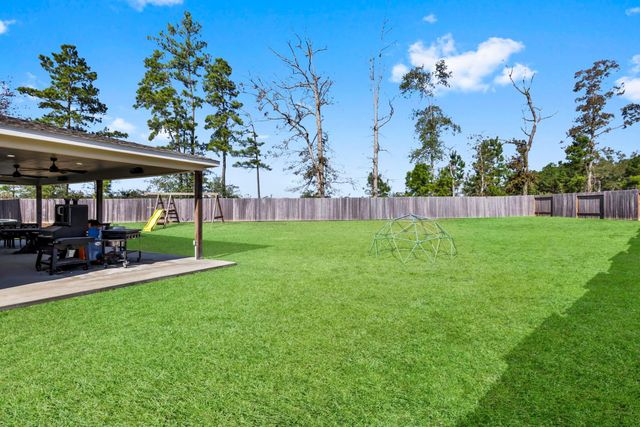 14499 Sunny Bend Way, Conroe, TX 77303