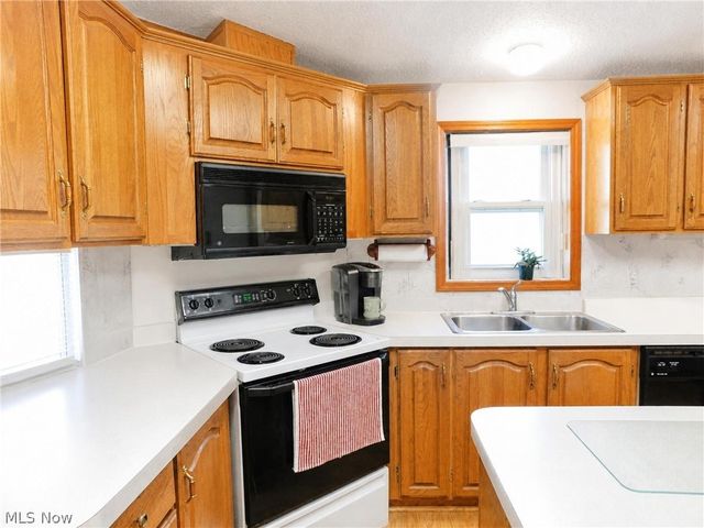 23 Second Street, Madison, OH 44057