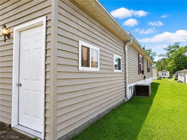 23 Second Street, Madison, OH 44057