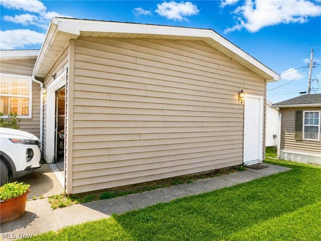 23 Second Street, Madison, OH 44057