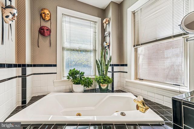 1420 Q ST NW, Washington, DC 20009