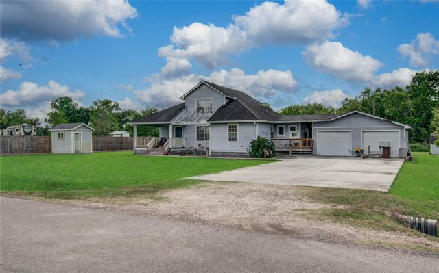 7228 Avenue R, Santa Fe, TX 77510