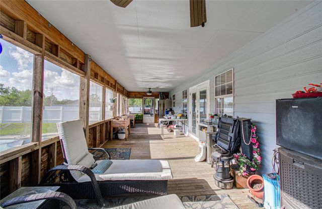 7228 Avenue R, Santa Fe, TX 77510