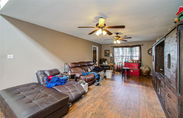 7228 Avenue R, Santa Fe, TX 77510