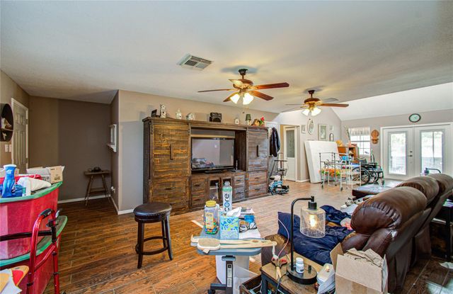 7228 Avenue R, Santa Fe, TX 77510