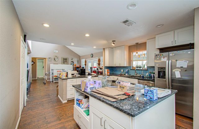 7228 Avenue R, Santa Fe, TX 77510