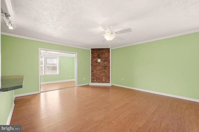 790 RIVERMONT DR, Front Royal, VA 22630