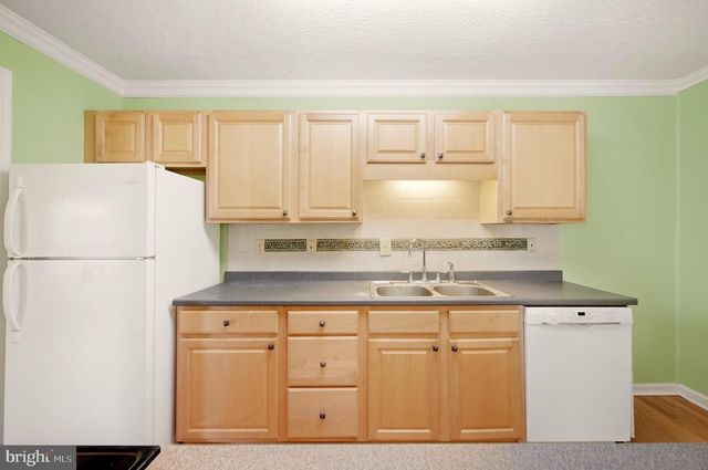 790 RIVERMONT DR, Front Royal, VA 22630