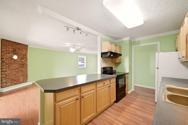 790 RIVERMONT DR, Front Royal, VA 22630