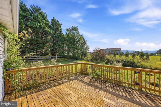 790 RIVERMONT DR, Front Royal, VA 22630