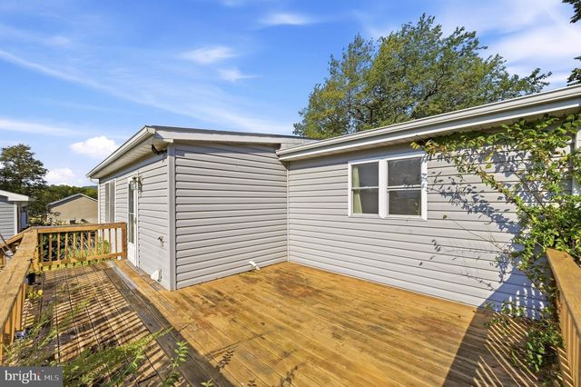 790 RIVERMONT DR, Front Royal, VA 22630