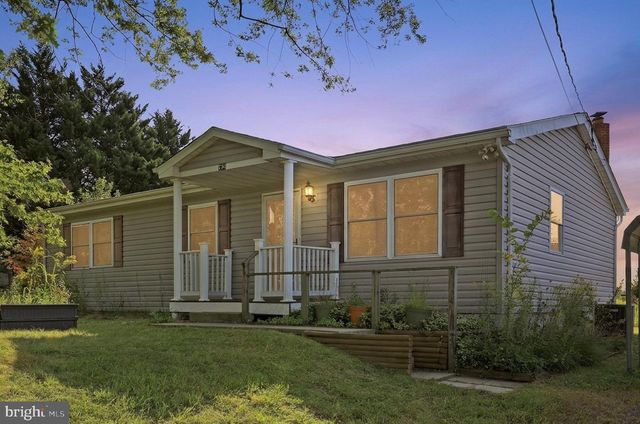 790 RIVERMONT DR, Front Royal, VA 22630