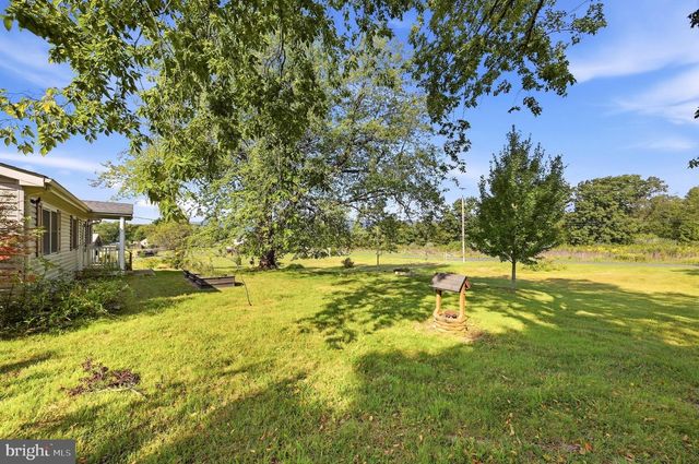 790 RIVERMONT DR, Front Royal, VA 22630
