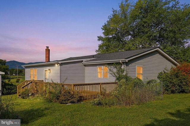 790 RIVERMONT DR, Front Royal, VA 22630