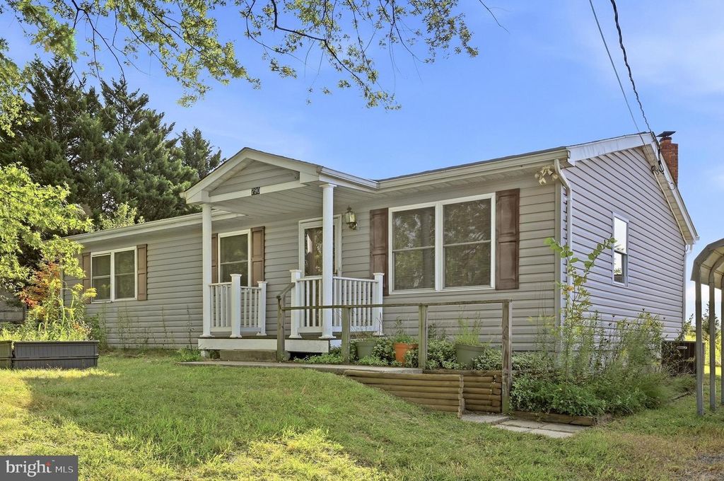 790 RIVERMONT DR, Front Royal, VA 22630