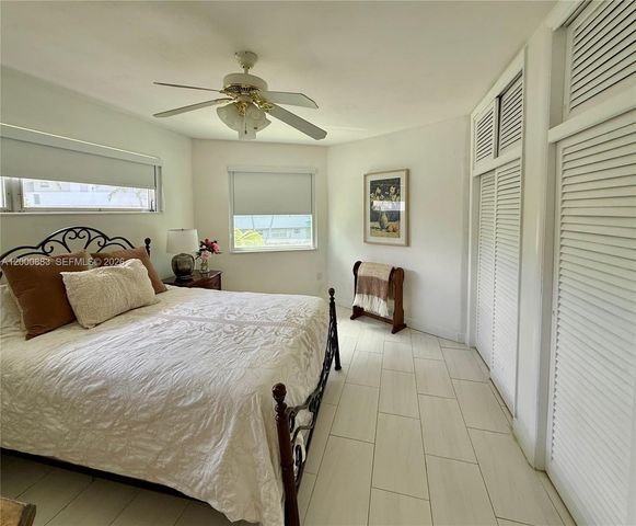 18750 NE 18th Ave 251, Miami, FL 33179