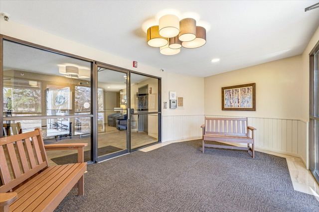 3150 Glen Oaks Avenue 105A, White Bear Lake, MN 55110