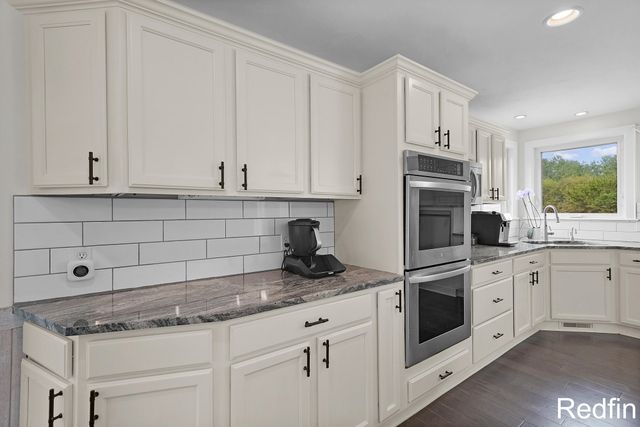 10580 Stirrup Drive, Caledonia, MI 49316