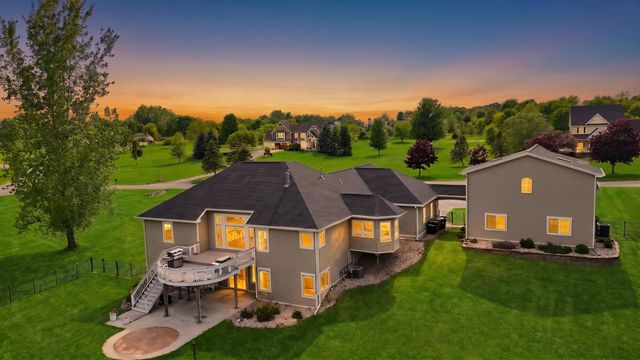 10580 Stirrup Drive, Caledonia, MI 49316