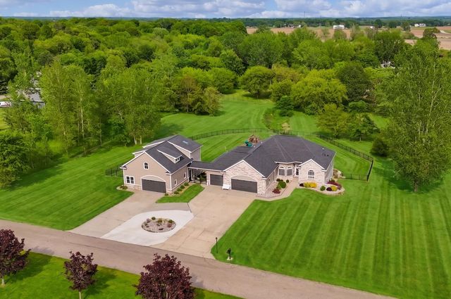 10580 Stirrup Drive, Caledonia, MI 49316