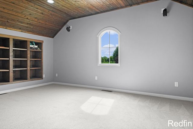 10580 Stirrup Drive, Caledonia, MI 49316
