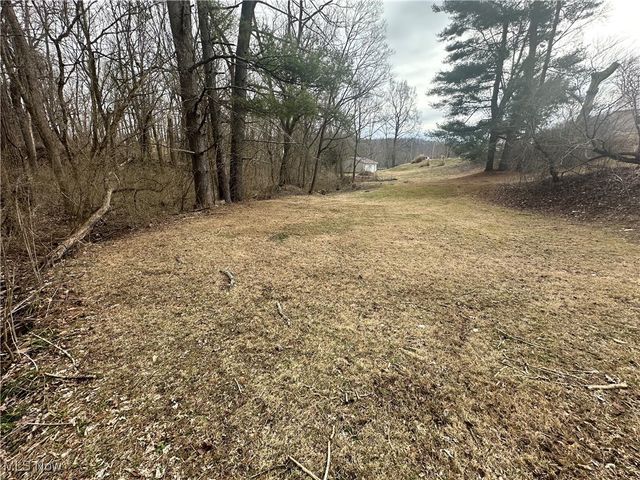 8752 N Rokeby NW, Mcconnelsville, OH 43756