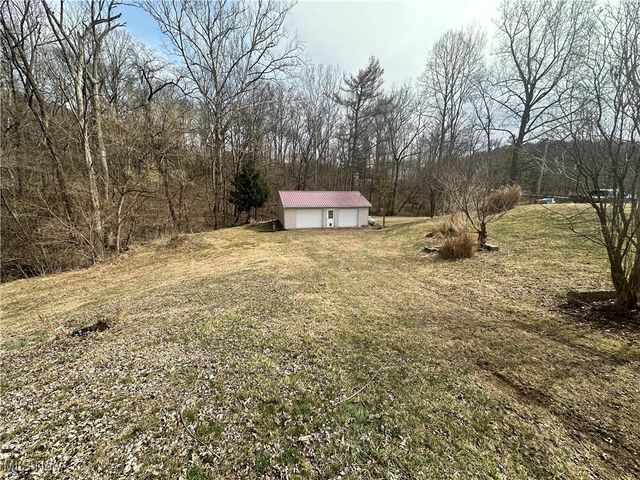 8752 N Rokeby NW, Mcconnelsville, OH 43756