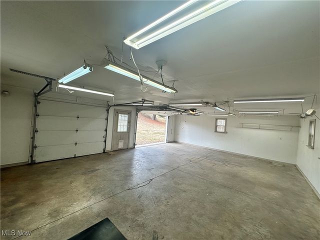 8752 N Rokeby NW, Mcconnelsville, OH 43756