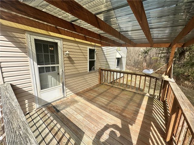 8752 N Rokeby NW, Mcconnelsville, OH 43756