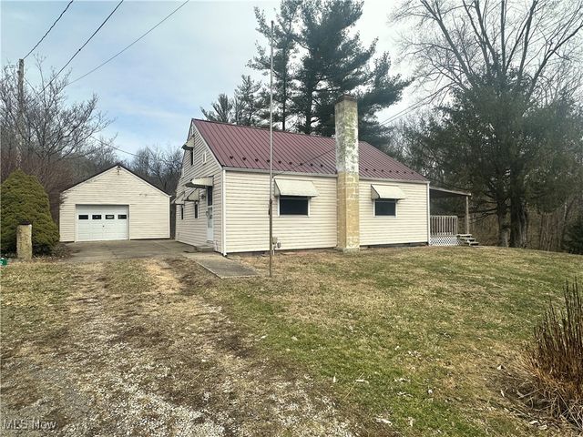 8752 N Rokeby NW, Mcconnelsville, OH 43756