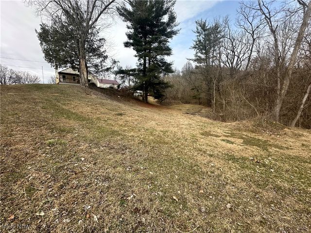 8752 N Rokeby NW, Mcconnelsville, OH 43756