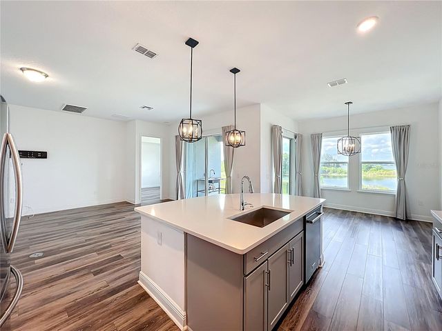 7398 ALPINE BUTTERFLY LN, Orlando, FL 32819