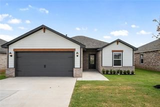 1910 Redwood Lane, El Reno, OK 73036