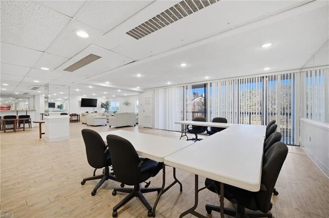 3288 Page Ave Apt 314, Virginia Beach, VA 23451