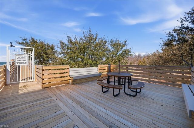 3288 Page Ave Apt 314, Virginia Beach, VA 23451