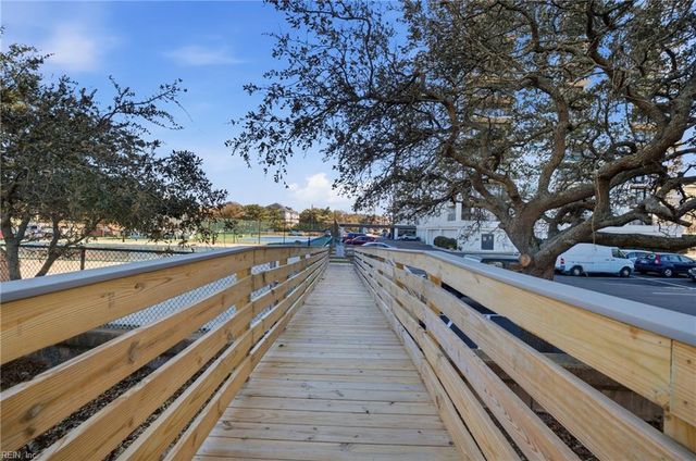 3288 Page Ave Apt 314, Virginia Beach, VA 23451