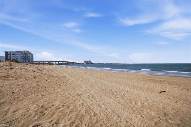 3288 Page Ave Apt 314, Virginia Beach, VA 23451